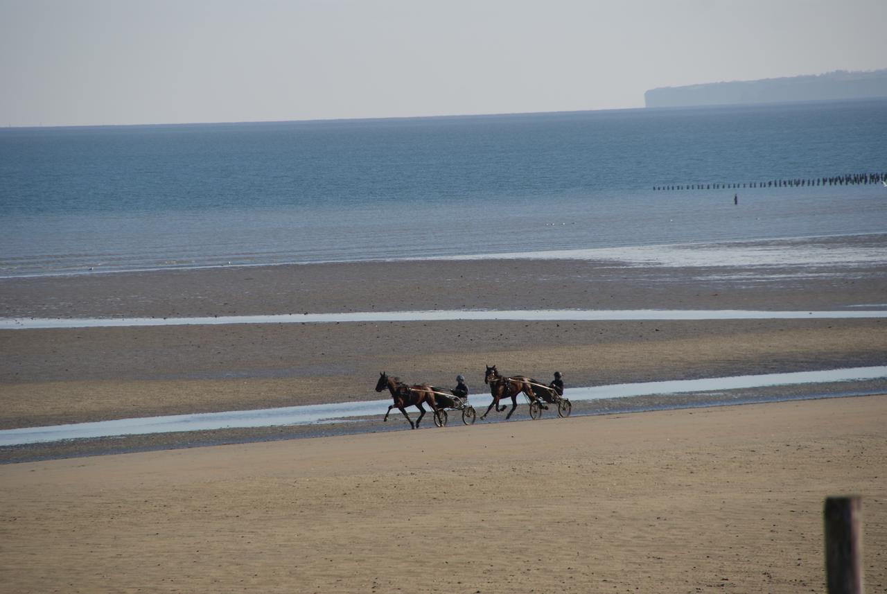 Gites Et B&B Utah Beach Sainte-Marie-du-Mont  Exteriér fotografie